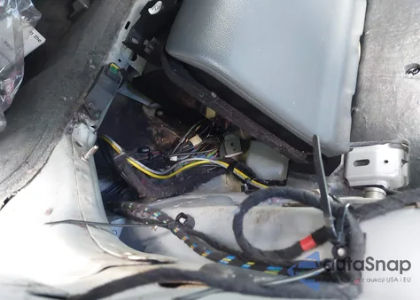 2004 Mercedes-Benz Sl 55 Amg из США, поврежденный, VIN WDBSK74F84F083043